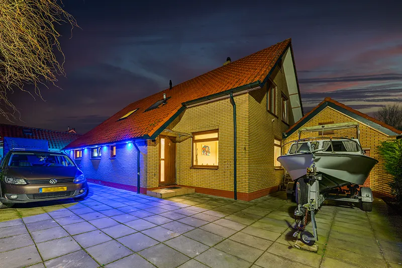 House construction - Building a house from your or our project