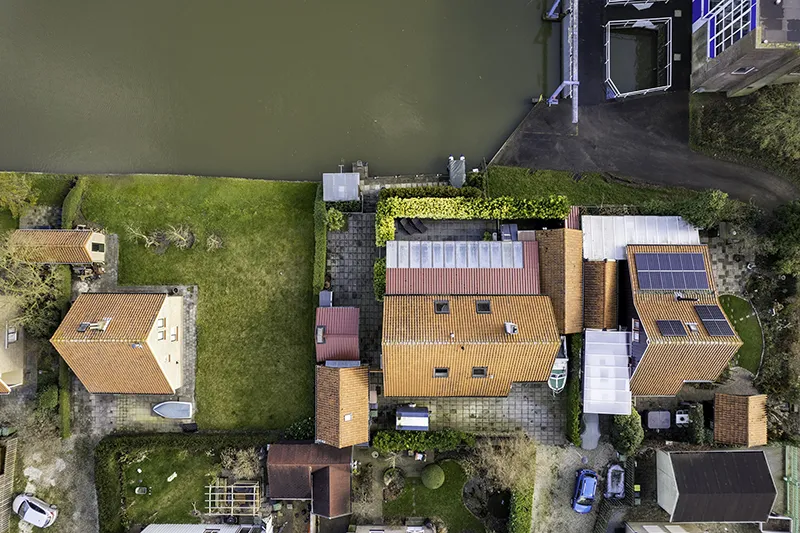 Multiple house renovations - Renovation of several buildings