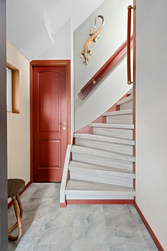 Passages and lifts - Implementation of convenient passages and house lifts