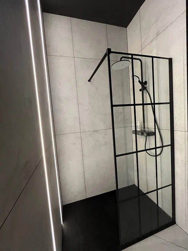 Shower installation - Open shower installation