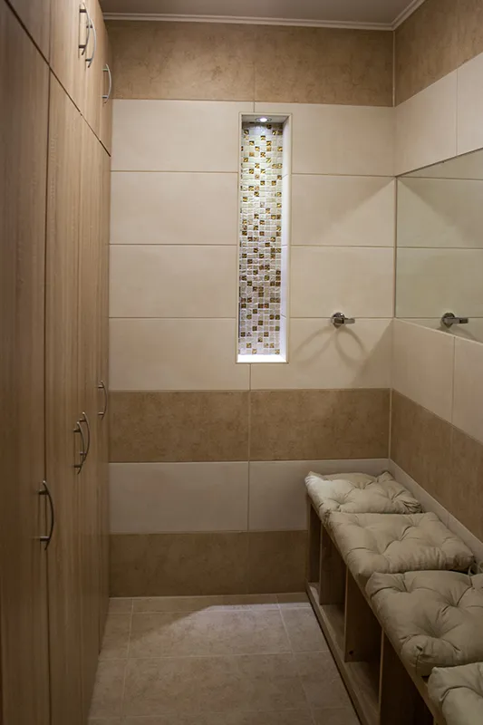 Tiling work - Creation of comfortable changing areas